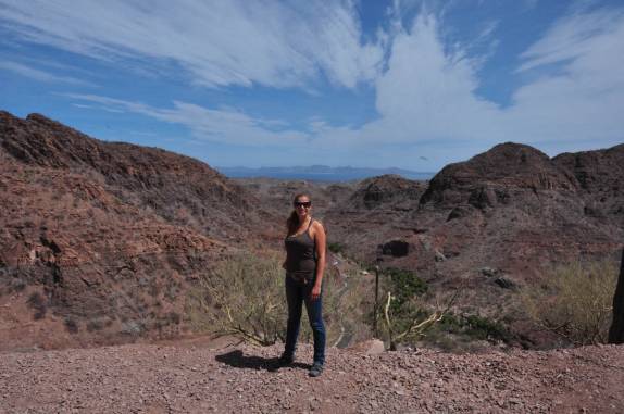Mirante na estrada entre Loreto e a missão San Francisco Xavier, na Baja California - México